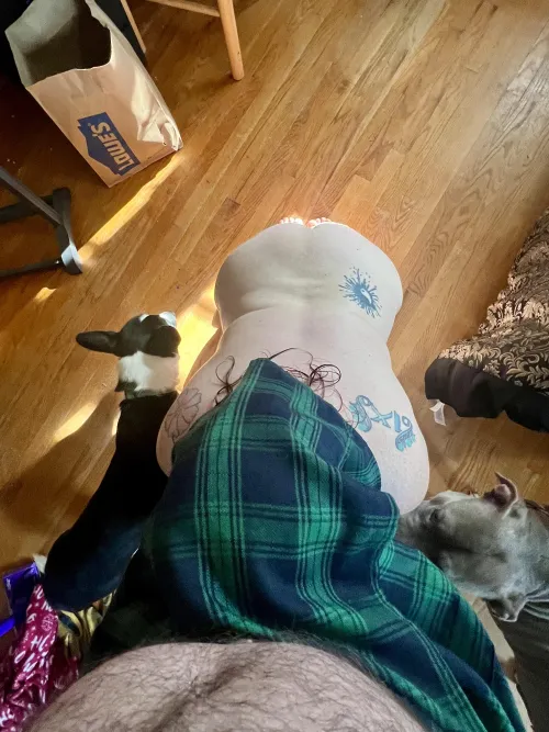 40m/38f bi testing hubbies kilt out for tonight.