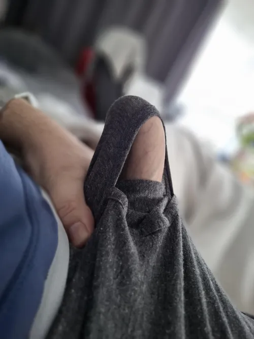 (44) already again hot and alone before my shift...