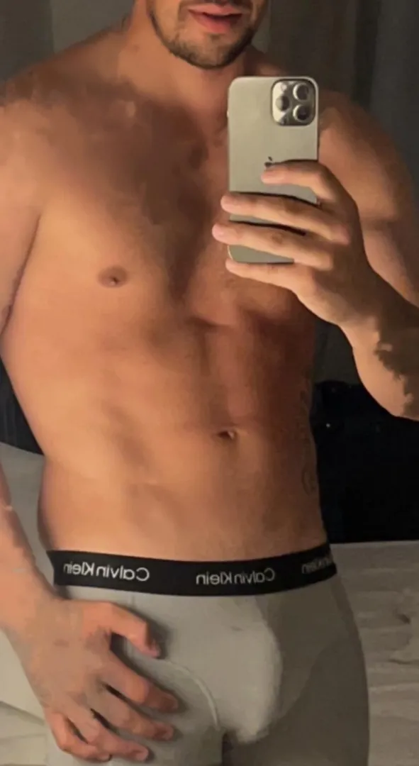 6’ could do with a hand