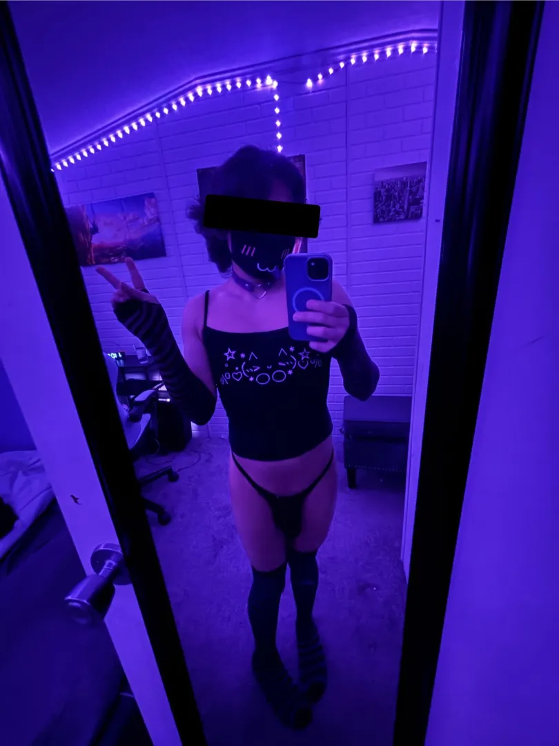 Alone on a Saturday night 