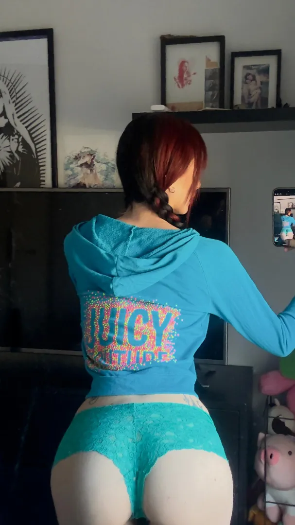 Anyone with a place? - more active on instta: .lunalysera'.