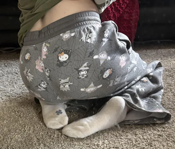 dirty white socks really do make you weak, huh?