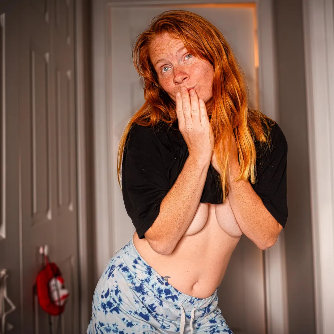 don’t worry, i’m just here to ruin your focus and lower your productivity...