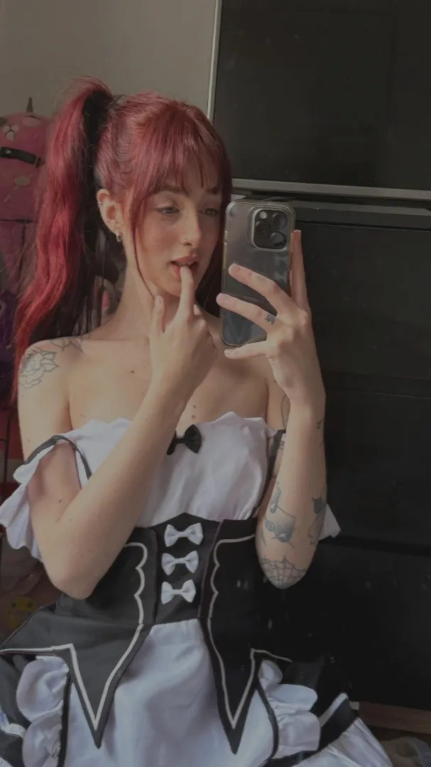 Feeling frisky, can’t host, if you’re local, hmu check lnstaag: .lunabowtie'.