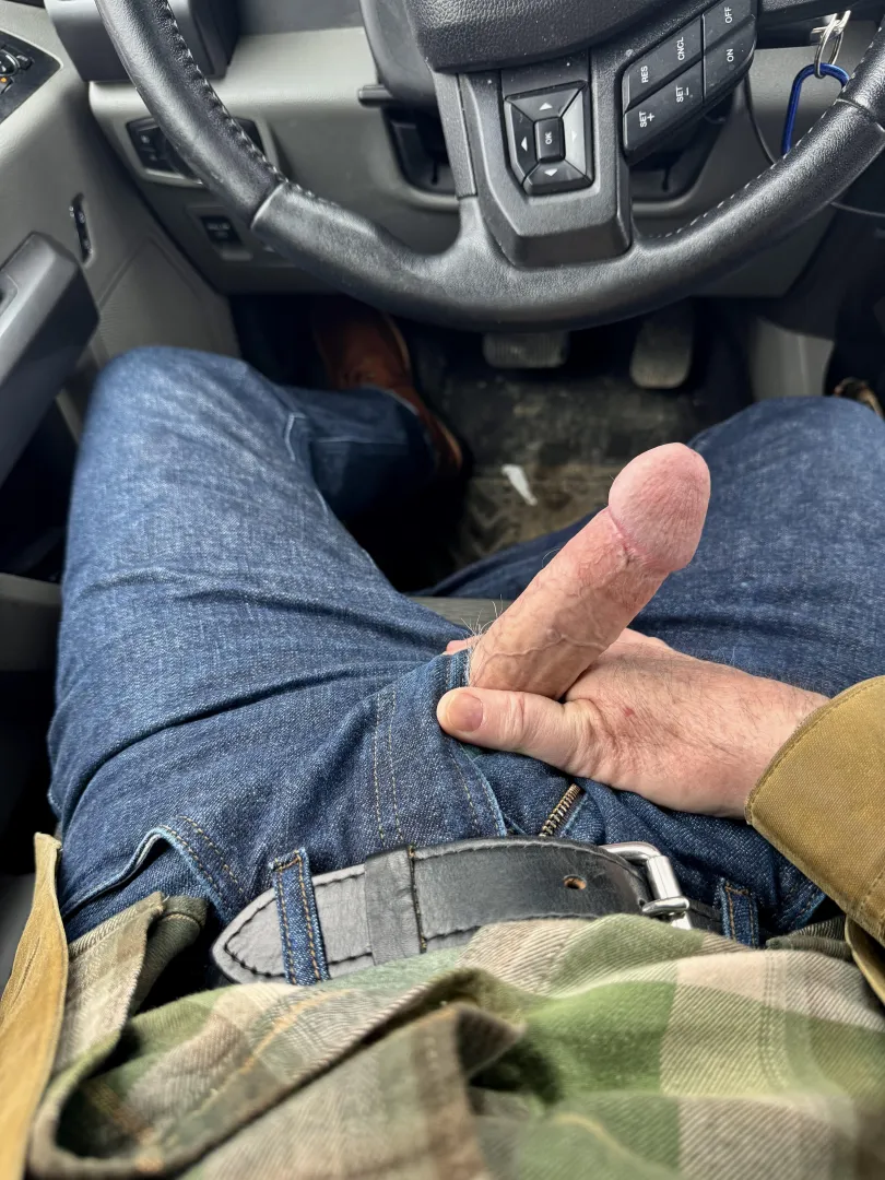 Friend’s getting a medical procedure, fortunately I can wait in the truck