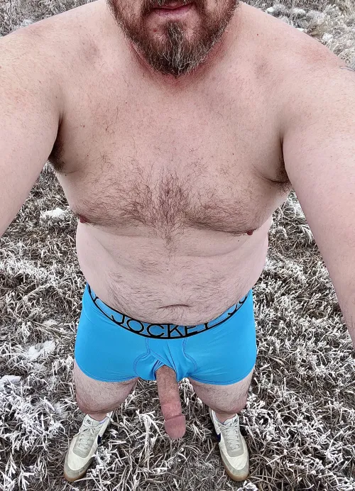 Hard and horny on this chilly day, help warm me up