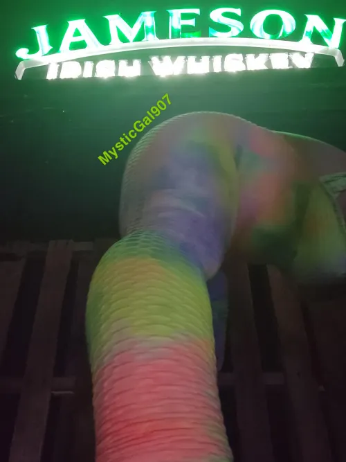 I just wanna be hanging out with you