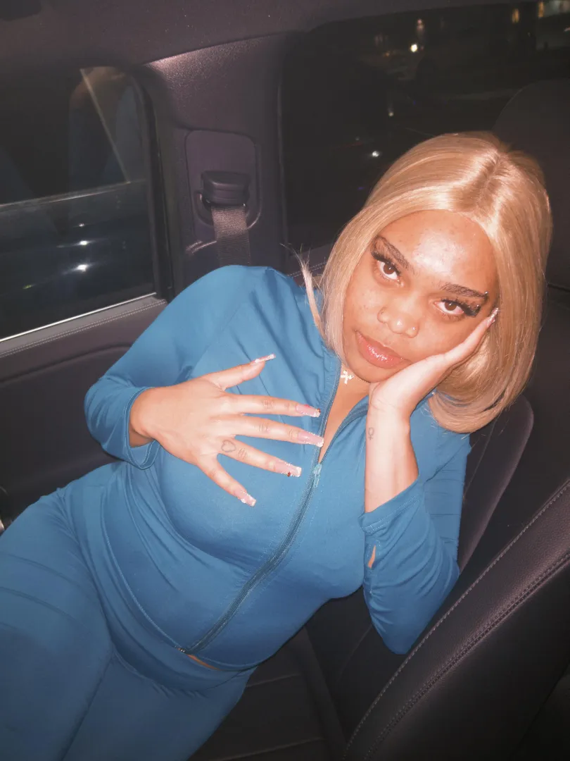 i need a sub so devoted and willing to be trained that they’d consider being the good servant that they are in person. i’m your purpose you worship and do everything for your new religion. financially, physically and mentally letting me guide you eve