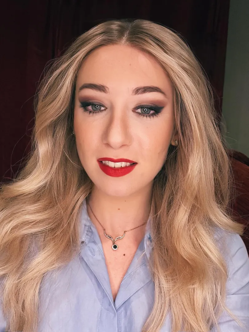 I want My Saturday night filled with drains and new slutty wallets. Accepting long term Findom subs ✨