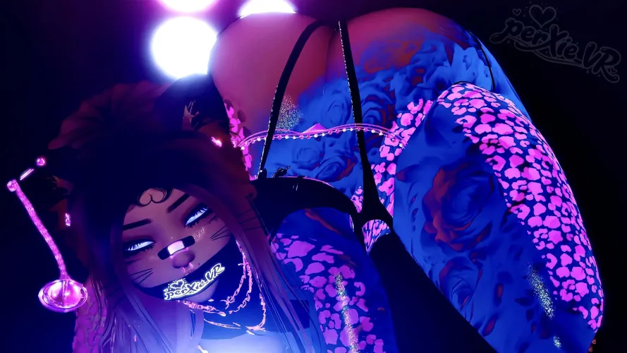 Imagine cracking me so hard, I start glowing~ 