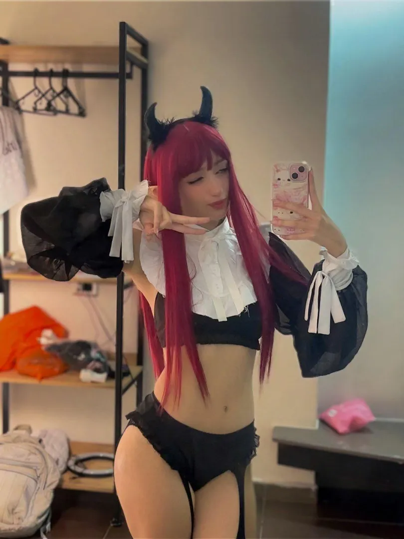 Liz kyun [My Dress Up Darling] by Yumi