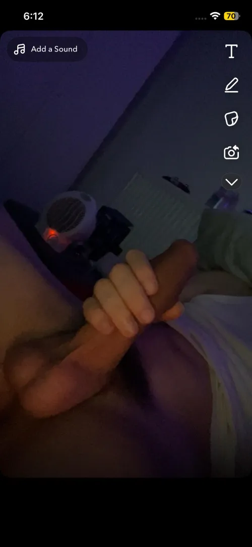 M21 looking for someone to come and give me some head or ride my dick until I breed you be close to my age younger or older I can accom in ng7