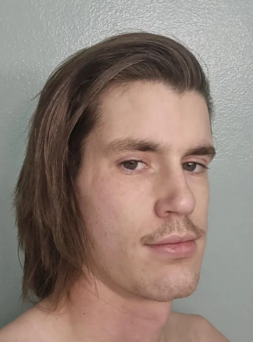 m22 looking for a woman.