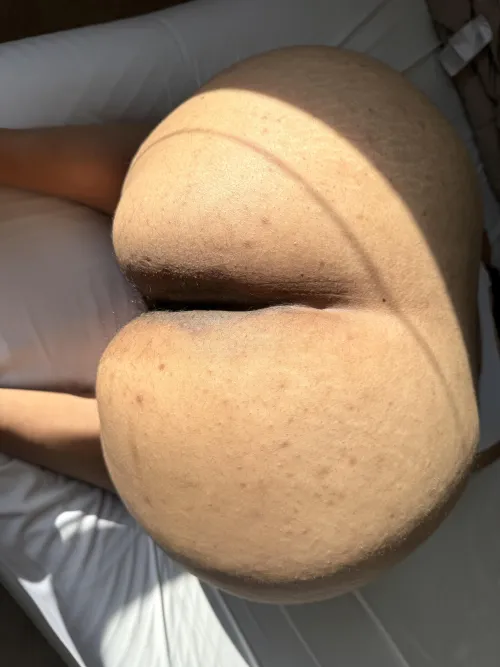 Need a Face for this Brown Cake