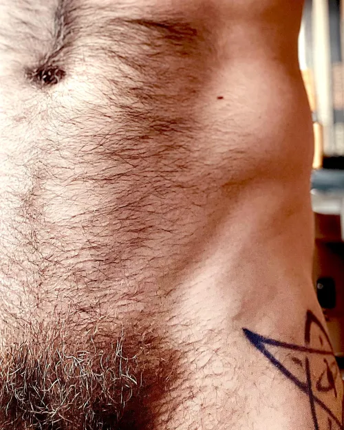 Salt and pepper undergrowth