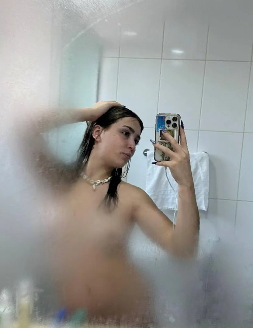 So I was showering and out of sudden I got so horny I touched myself and gooned a bit, maybe will goon more once I'm done, can we do it together sir?..