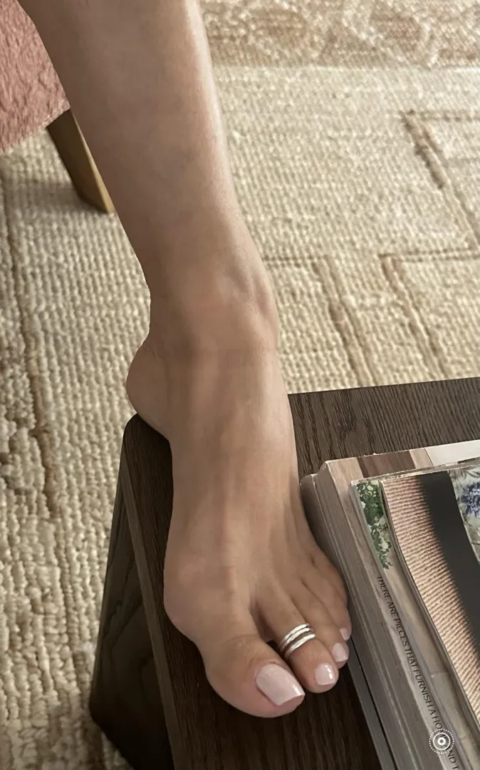 Sunday is worship my feet day