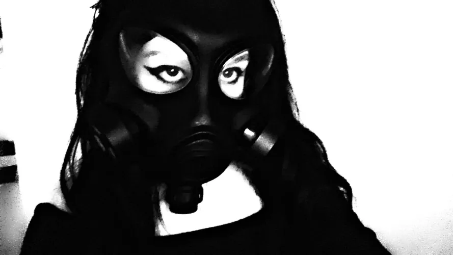 wanna see goth girl?