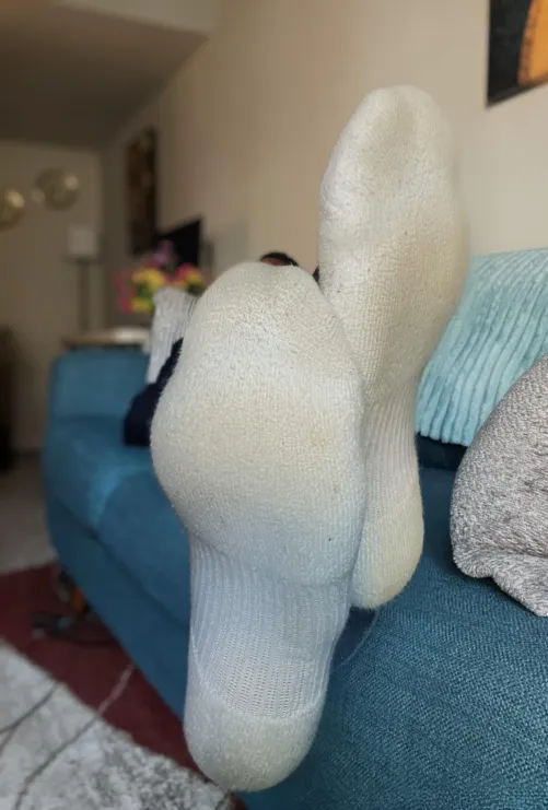 We all love white socks