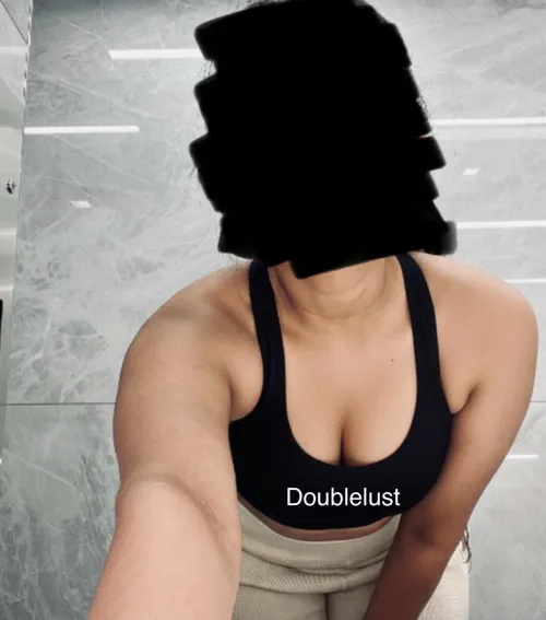 When wife sends me a selfie like this from work