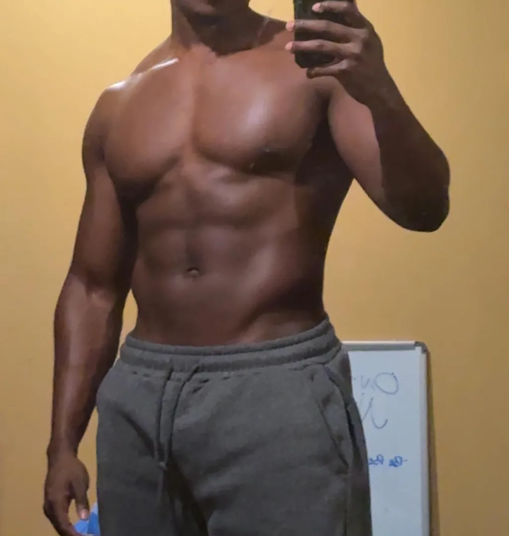 24M Looking for a fun girl FWB in Bham 