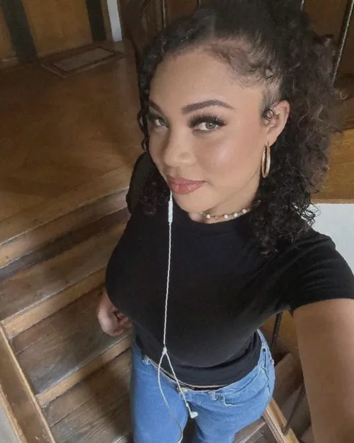 Could you actually take a girl like me out for a proper date…?