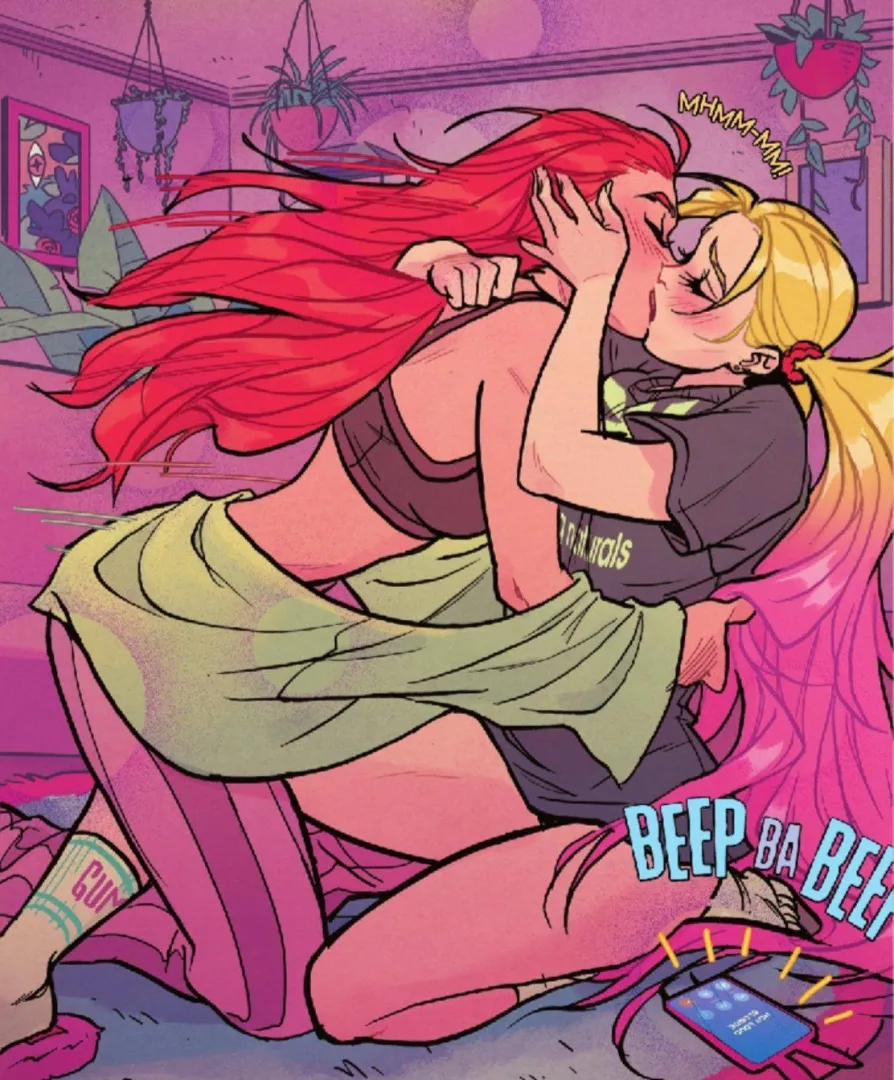 Harley and Ivy kiss