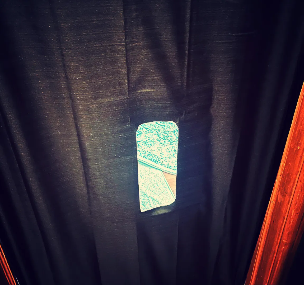 Hey BiCuriousGuysMN, it’s a blizzard out, so no action today. However, have you ever, would you ever use a private glory hole? Tell me about your experience, I want to know what turns you on… See my page for non-paid content.