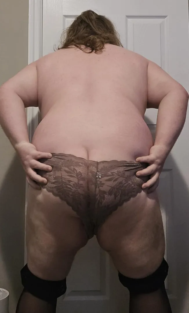 Need more friends in the community ><