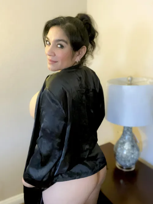 No bra… or panties today. 