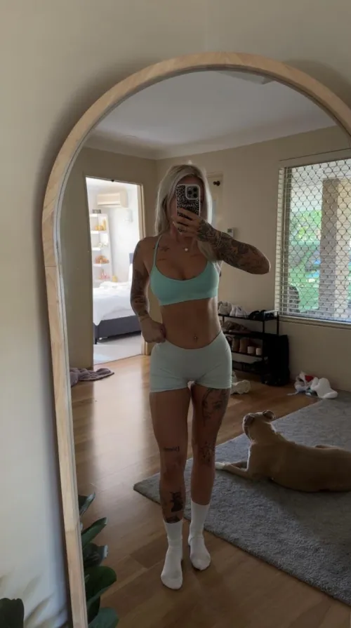 wwyd if you saw me at the gym in this…