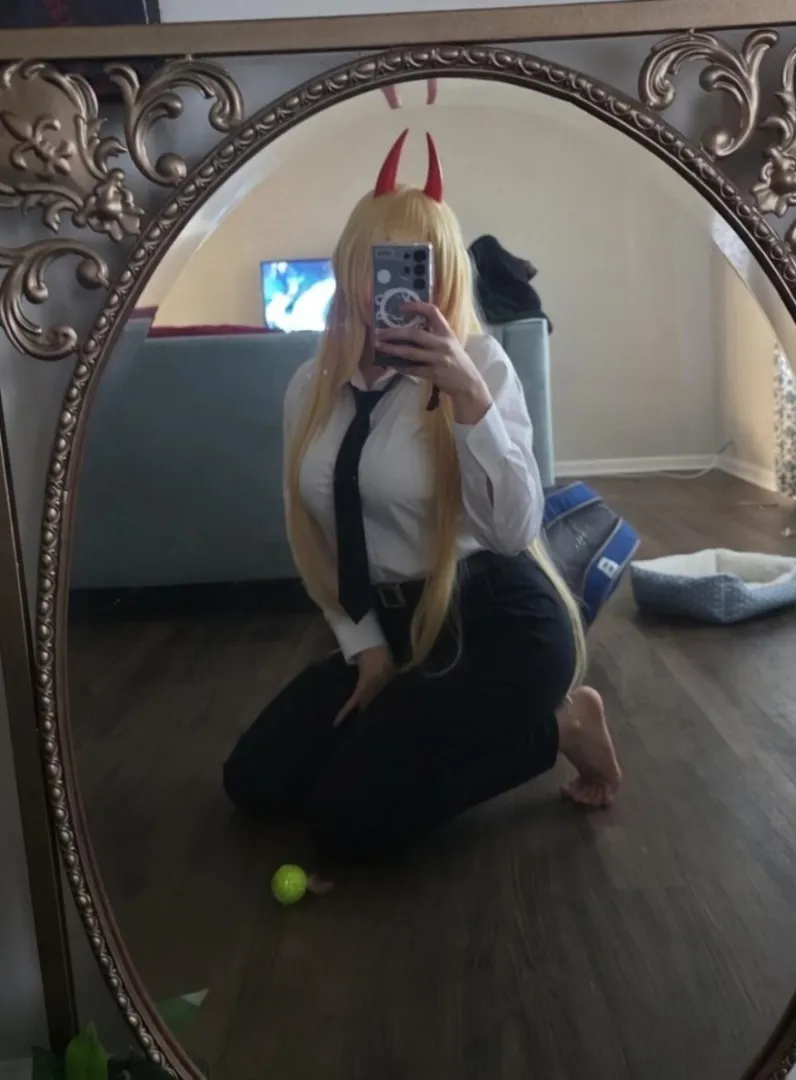 YOU ARE IN THE PRESENCE OF POWER!!! NEEL DOWN YOU MORTAL SCUM!!!