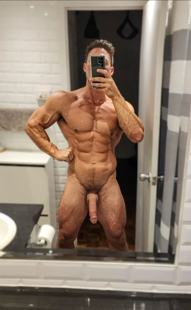 Your New Alpha King has Arrived!