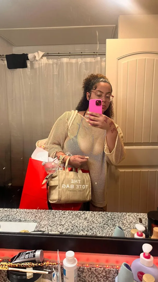 F24 open for CarPlay I’m mobile