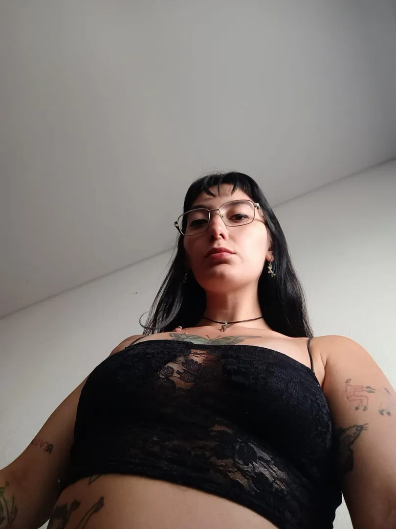 I could do so many things with you right now.