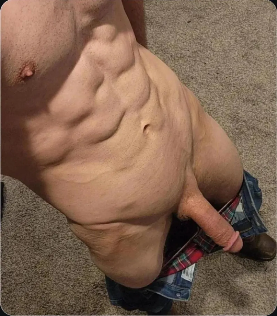 I missed hump day, but hopefully stomach bumps Thursday could work...