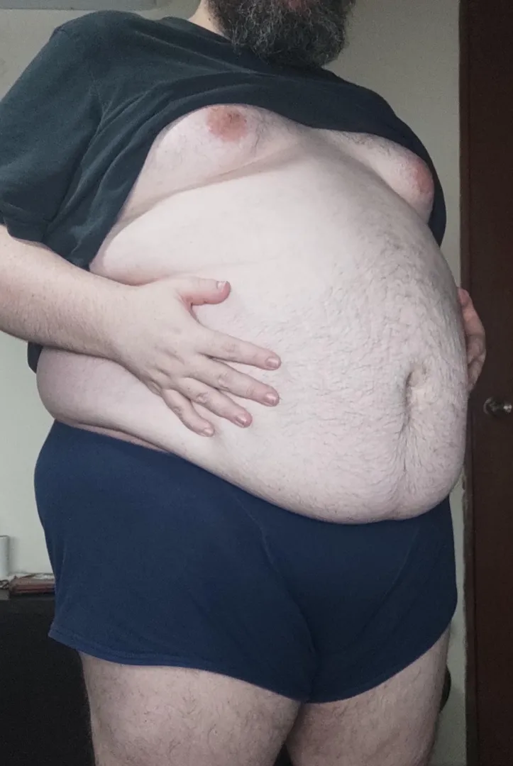 I need fat guys to see me and think 