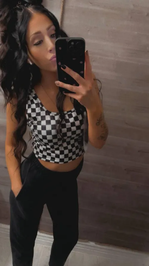 If I asked you to fuck me.. would you say yes or pass?