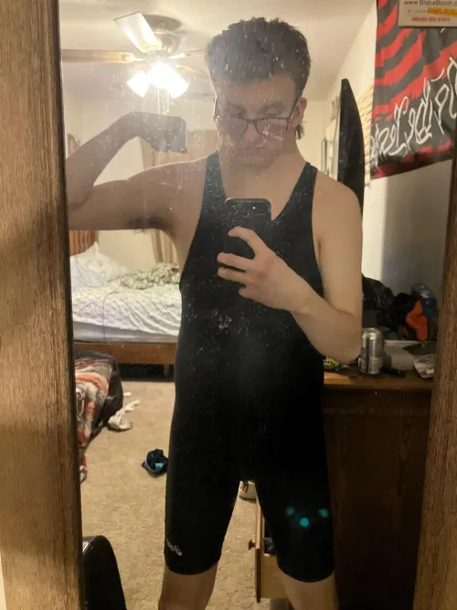 I’m back babes anyone want see my body more