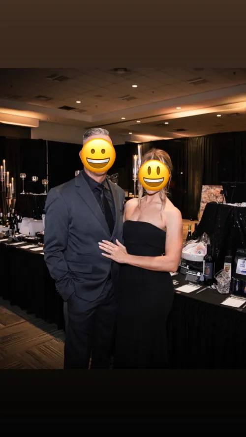 M47 F34 visiting March 28 to 31.