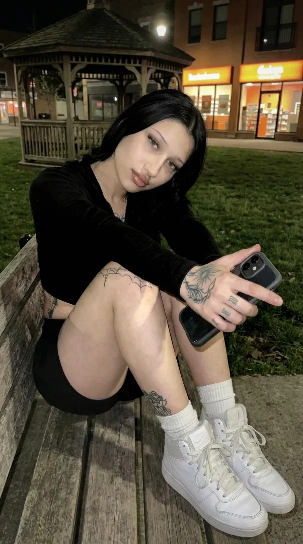 so horny rn.. what do cartoon do u wanna imitate?