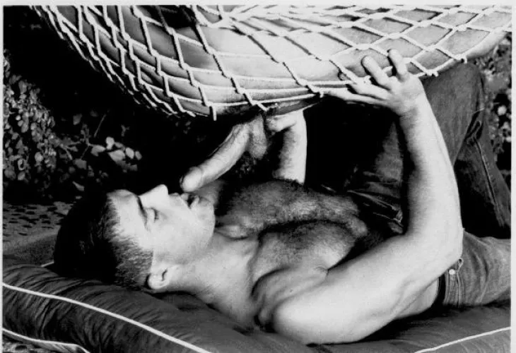 2000s Otter in jeans sucking cock