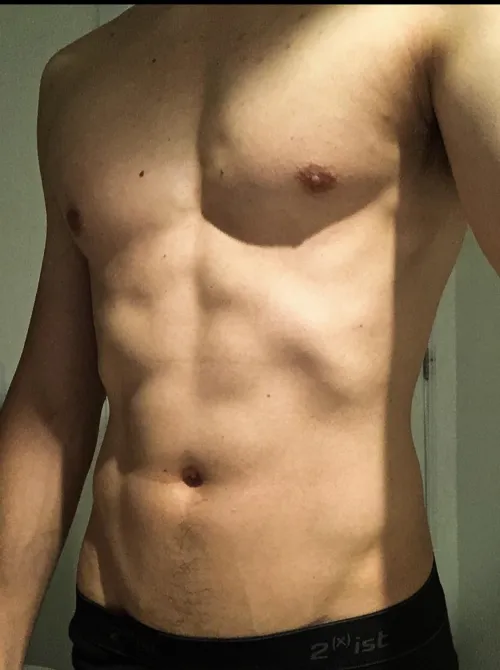 35 [M4M] Blow you under your desk while you WFH today