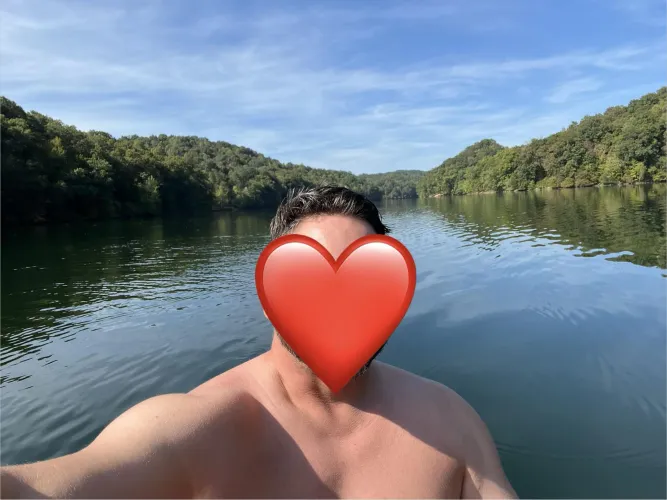 44 [m4f] Grapevine: ENM husband looking for dinner dates while I’m in town at the Gaylord! I can host! Stories and possible video to share with wife. DM for face pics.