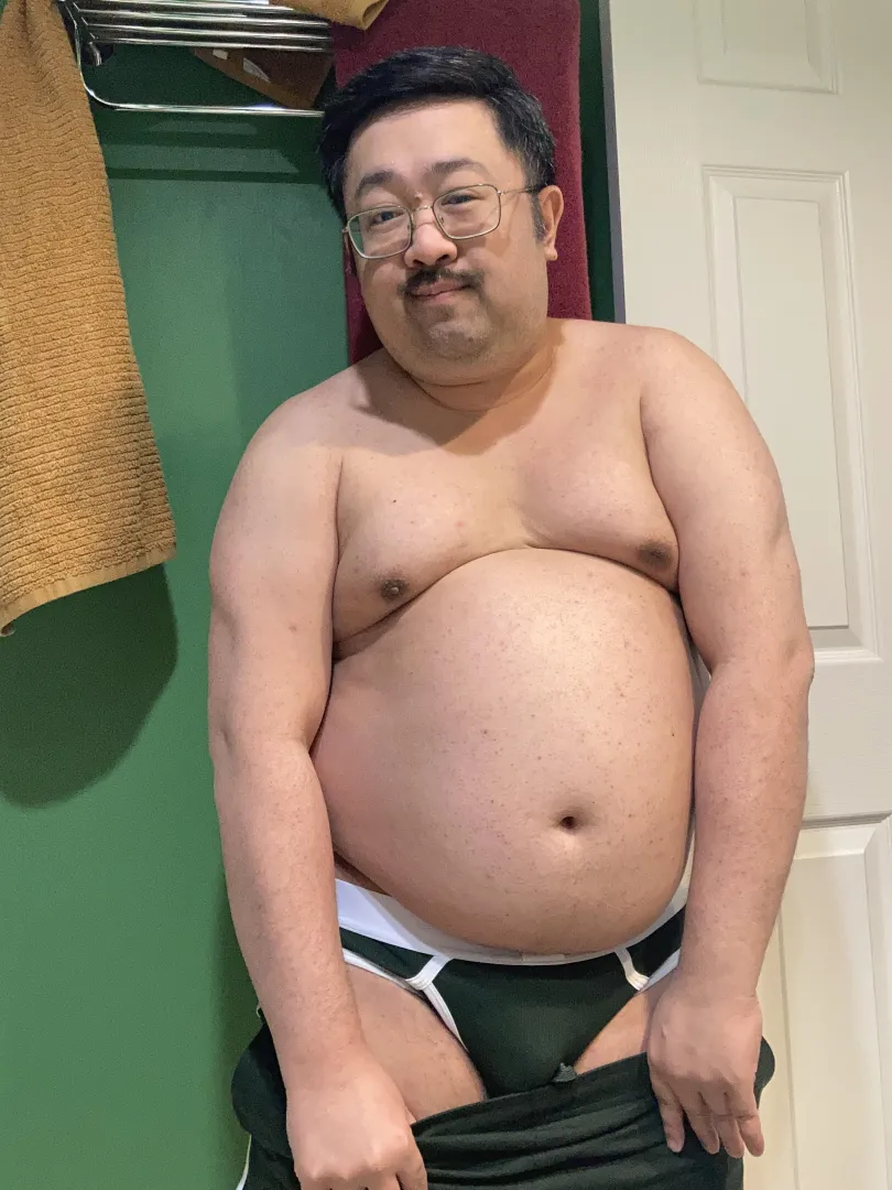 Age 40 - Green Teamm8 briefs