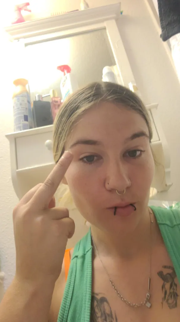 Bow to my finger looser