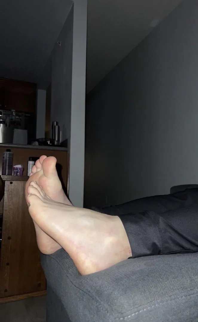 Boyfriend’s sleepy feet!