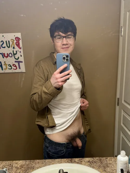 Canadian guy here, what do you think of my foreskin?