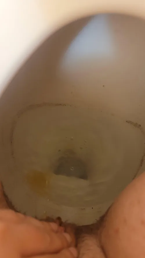 Do you like yellow or clear pee more