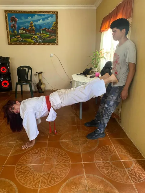 Doing push-ups this way is the best